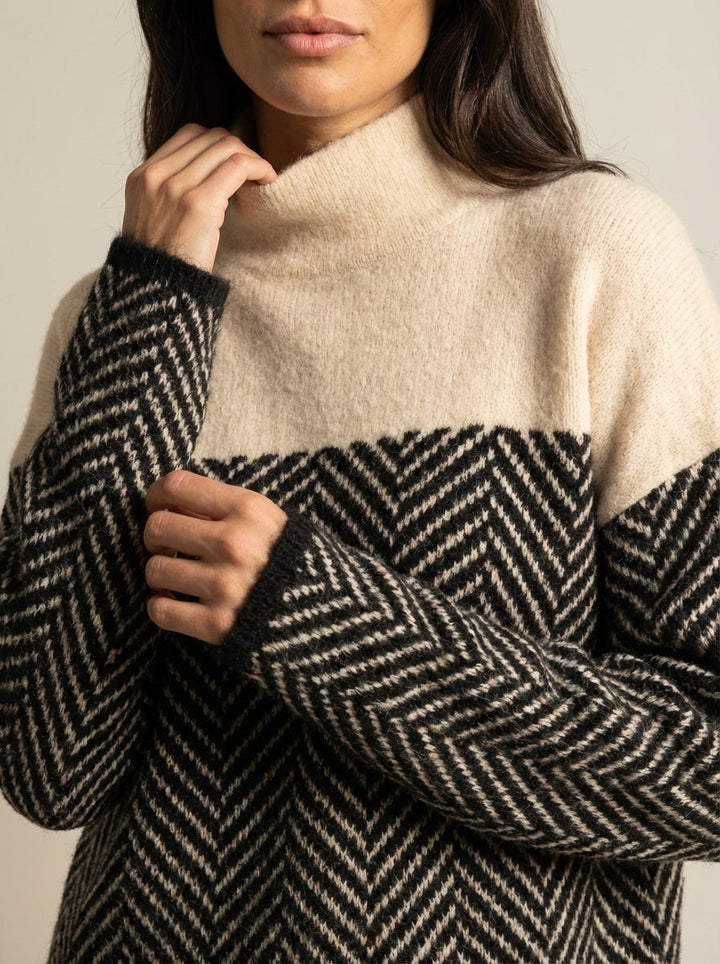 Nora | Maglione Elegante a Collo Alto
